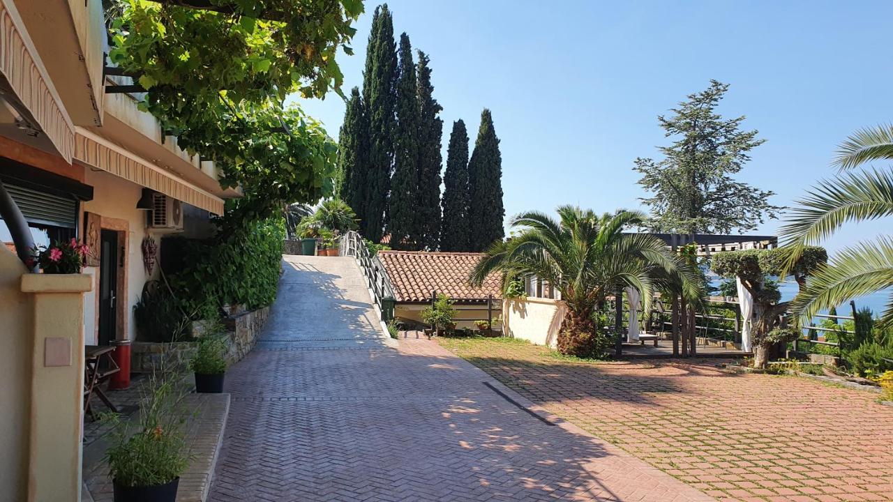 Studio-Apartments Monfort Portorož Exterior foto